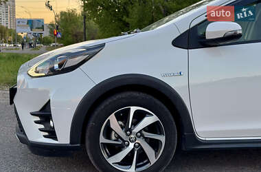 Хэтчбек Toyota Aqua 2017 в 