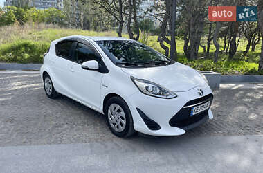 Хэтчбек Toyota Aqua 2017 в Днепре