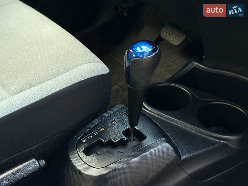 Хетчбек Toyota Aqua 2015 в Одесі