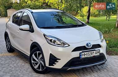 Хэтчбек Toyota Aqua 2017 в Одессе