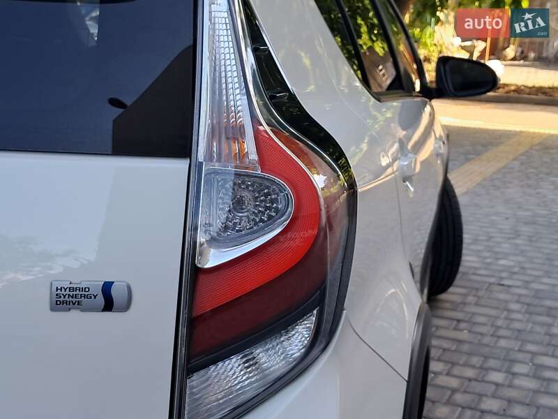 Хетчбек Toyota Aqua 2017 в Одесі