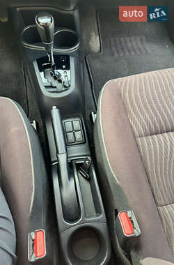 Хэтчбек Toyota Aqua 2015 в 