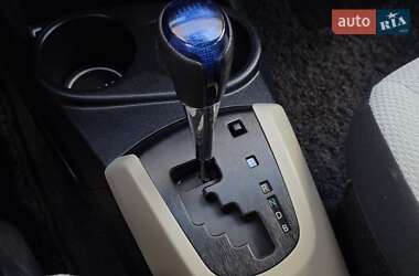 Хэтчбек Toyota Aqua 2013 в 