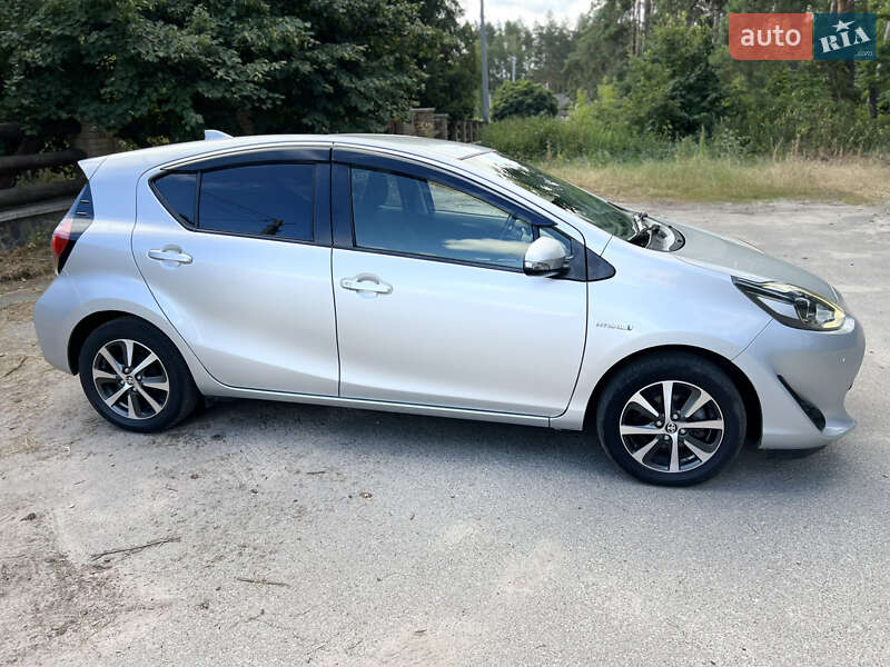 Хетчбек Toyota Aqua 2018 в Василькові