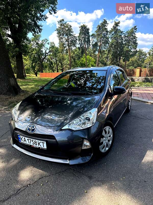 Toyota Aqua 2014
