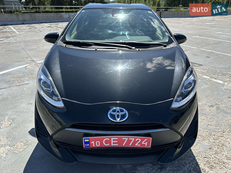 Хетчбек Toyota Aqua 2018 в Києві