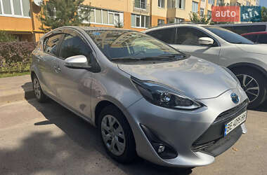 Хэтчбек Toyota Aqua 2018 в Львове
