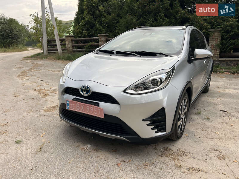 Хэтчбек Toyota Aqua 2017 в Василькове