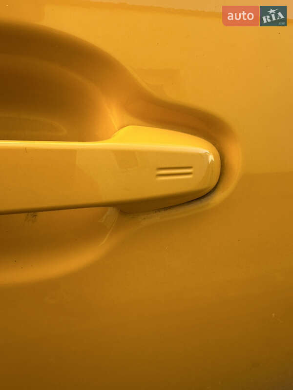 Хетчбек Toyota Aqua 2020 в Києві