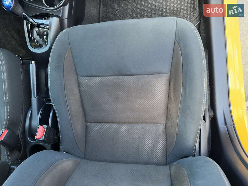 Хетчбек Toyota Aqua 2020 в Києві