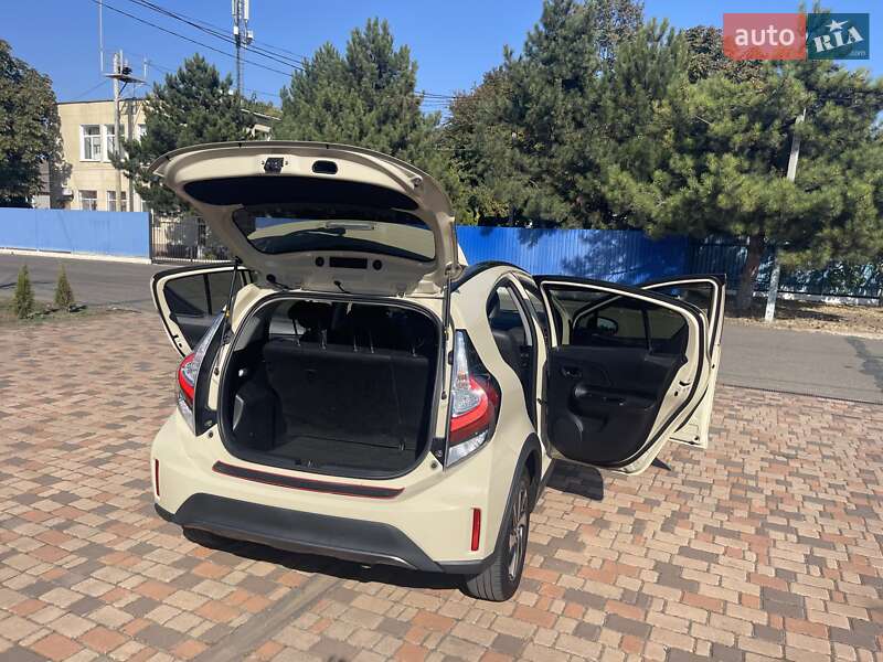 Хэтчбек Toyota Aqua 2017 в Черноморске