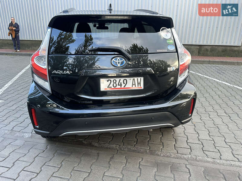 Хэтчбек Toyota Aqua 2019 в Одессе