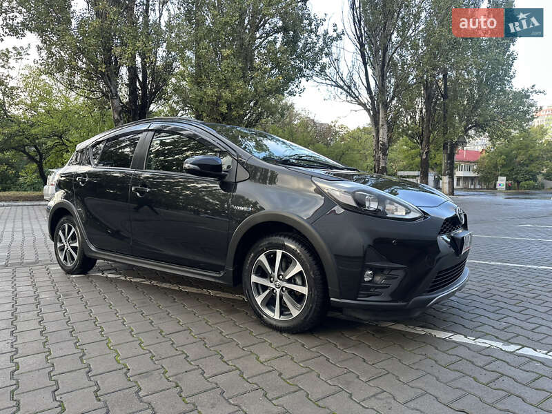 Хэтчбек Toyota Aqua 2019 в Одессе