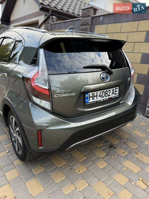 Хэтчбек Toyota Aqua 2020 в Одессе фото 4 Хэтчбек Toyota Aqua 2020 в Одессе