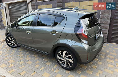 Хетчбек Toyota Aqua 2020 в 