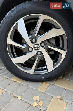 Хетчбек Toyota Aqua 2020 в 
