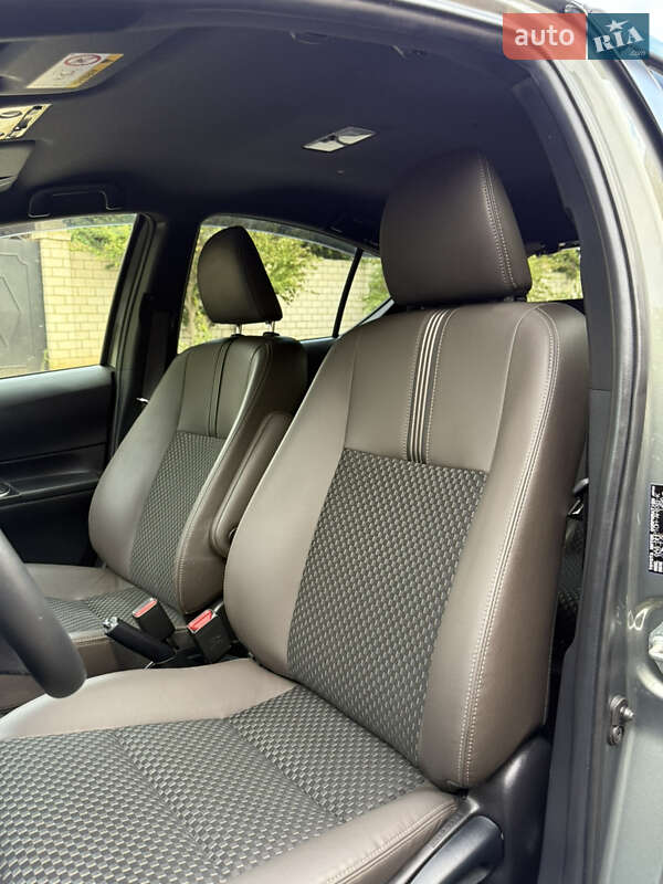 Хэтчбек Toyota Aqua 2020 в Одессе фото 82 Хэтчбек Toyota Aqua 2020 в Одессе