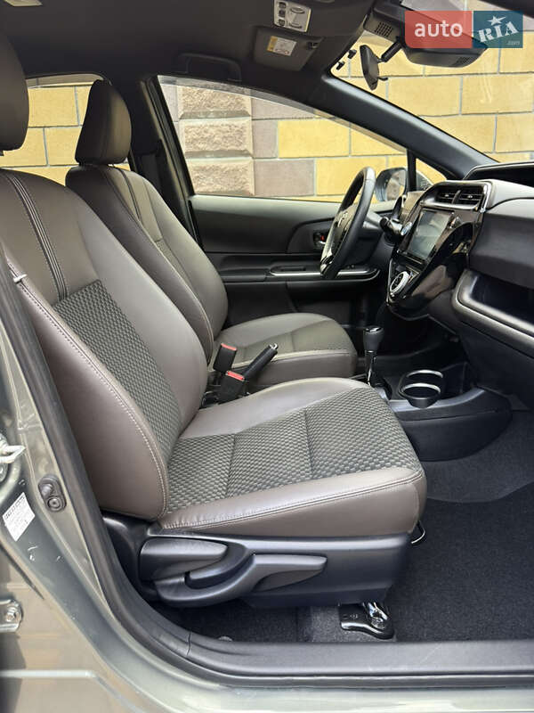 Хэтчбек Toyota Aqua 2020 в Одессе фото 85 Хэтчбек Toyota Aqua 2020 в Одессе