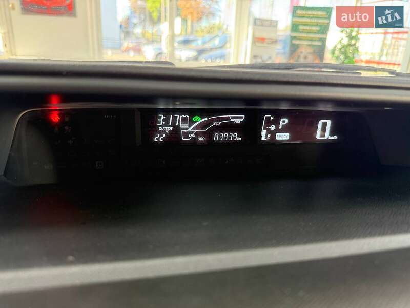 Хэтчбек Toyota Aqua 2015 в Киеве фото 21 Хэтчбек Toyota Aqua 2015 в Киеве
