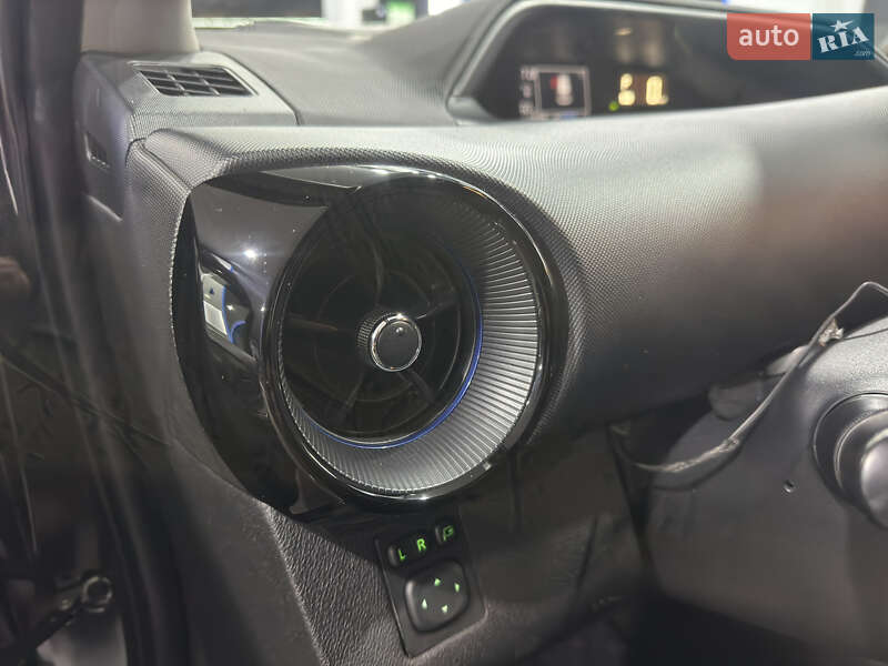 Хэтчбек Toyota Aqua 2018 в Киеве