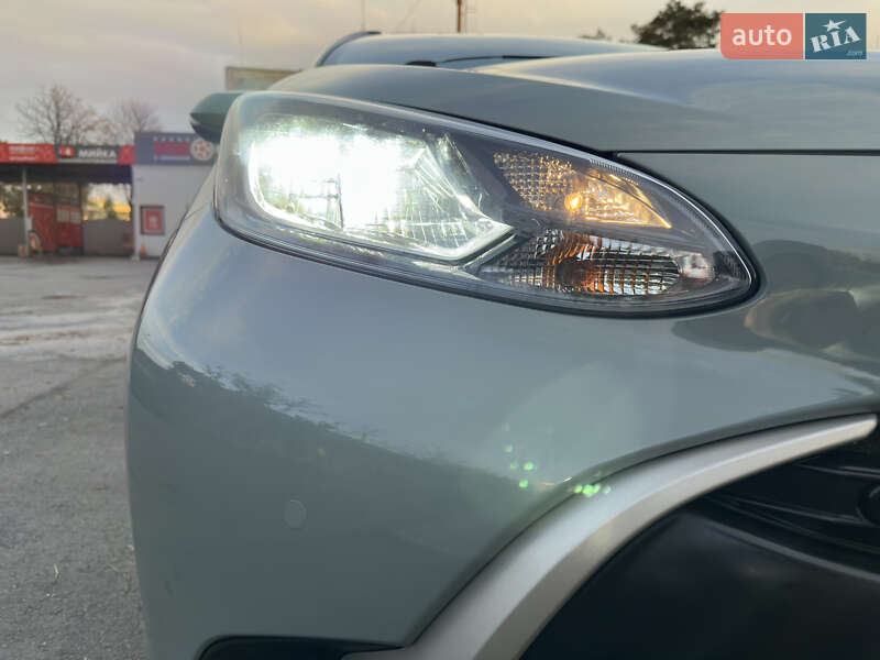 Хэтчбек Toyota Aqua 2022 в Киеве