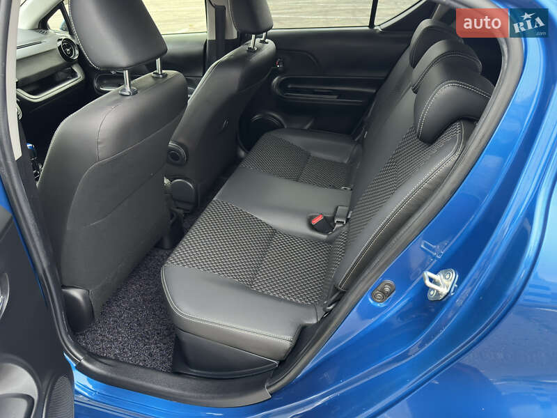 Хетчбек Toyota Aqua 2019 в Києві