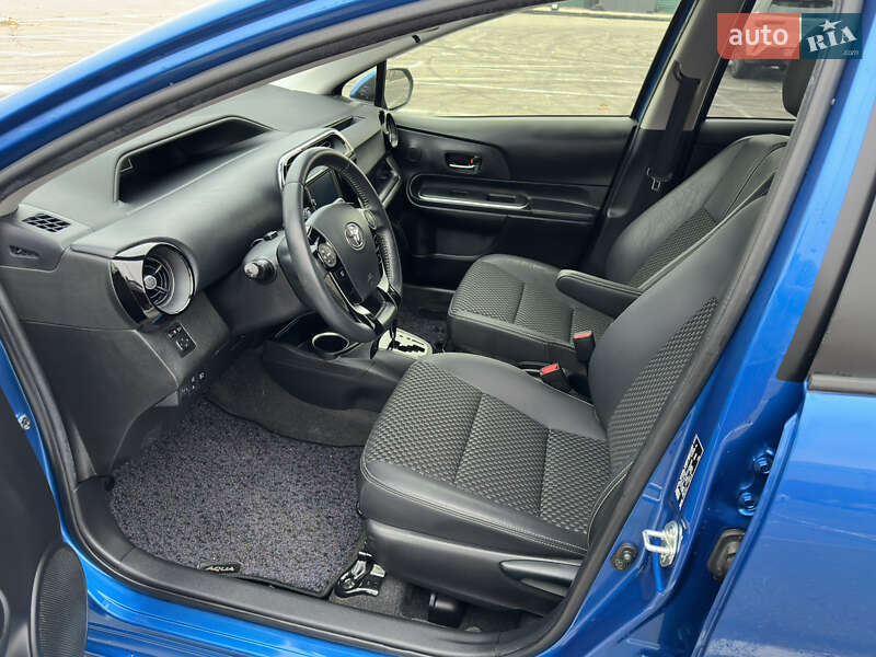 Хетчбек Toyota Aqua 2019 в Києві