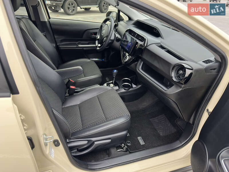 Хэтчбек Toyota Aqua 2019 в Киеве фото 31 Хэтчбек Toyota Aqua 2019 в Киеве