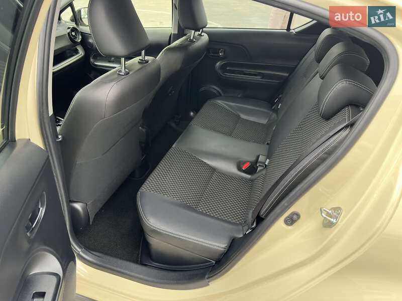 Хэтчбек Toyota Aqua 2019 в Киеве фото 36 Хэтчбек Toyota Aqua 2019 в Киеве