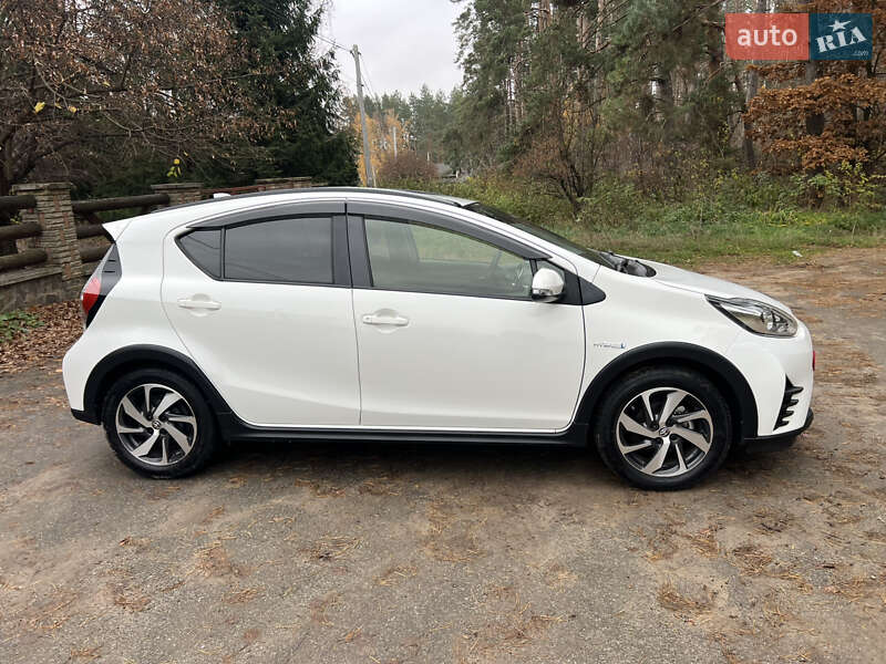 Хэтчбек Toyota Aqua 2018 в Василькове