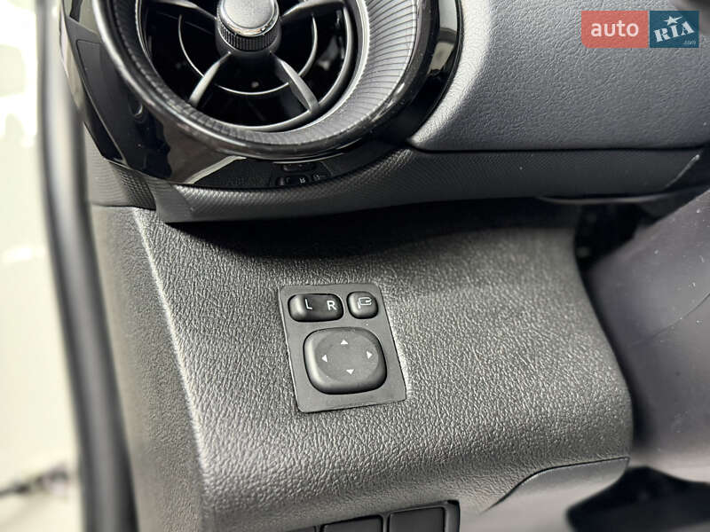 Хэтчбек Toyota Aqua 2018 в Одессе