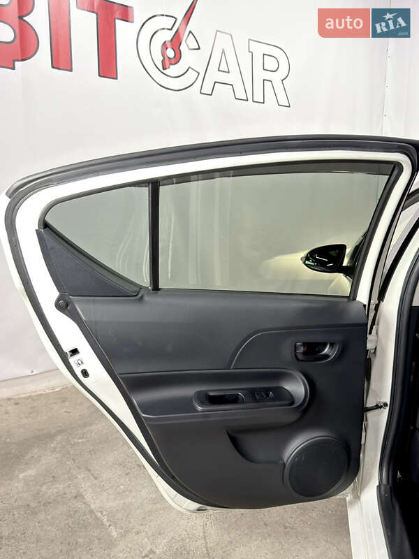 Хэтчбек Toyota Aqua 2018 в Одессе