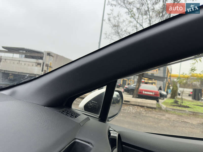 Хэтчбек Toyota Aqua 2020 в Киеве фото 39 Хэтчбек Toyota Aqua 2020 в Киеве