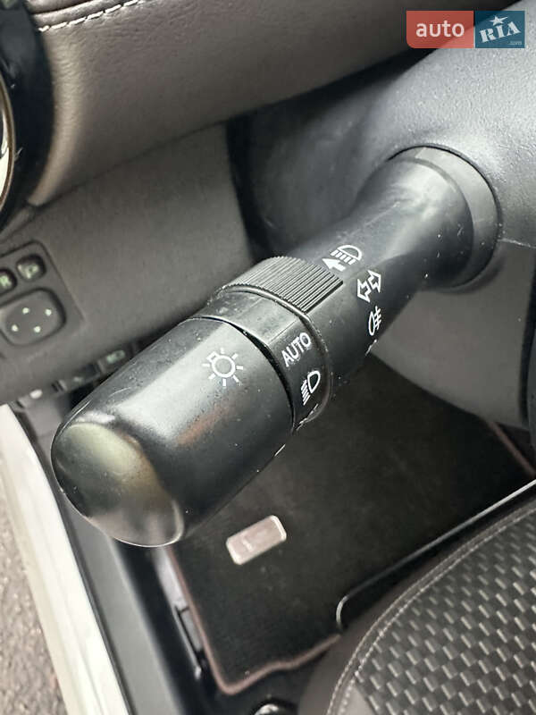 Хэтчбек Toyota Aqua 2020 в Киеве фото 56 Хэтчбек Toyota Aqua 2020 в Киеве