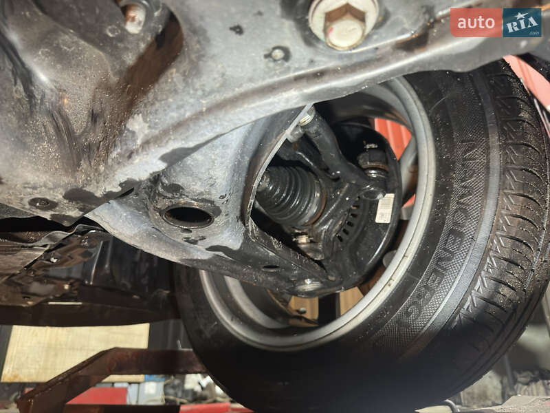 Хэтчбек Toyota Aqua 2020 в Киеве фото 83 Хэтчбек Toyota Aqua 2020 в Киеве