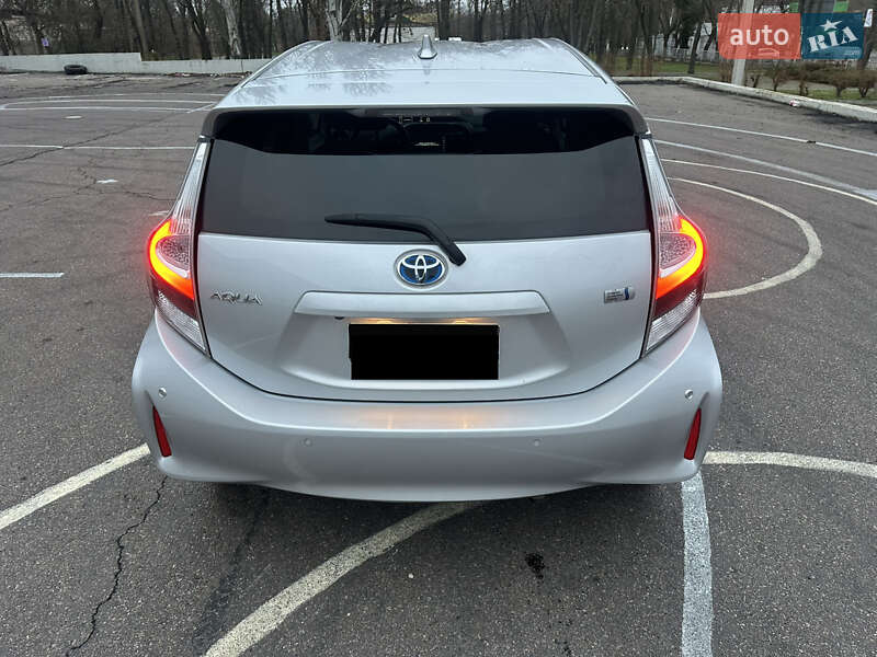 Хэтчбек Toyota Aqua 2020 в Киеве