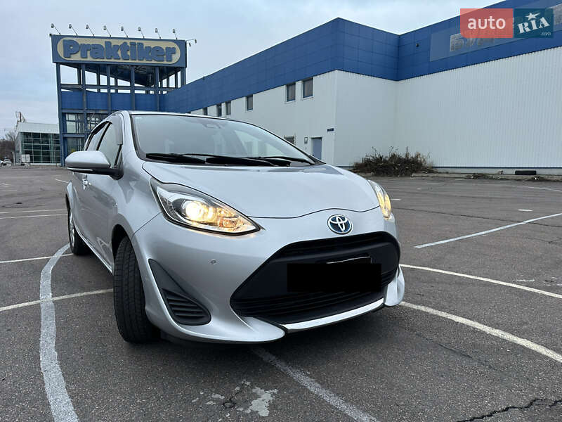 Хэтчбек Toyota Aqua 2020 в Киеве