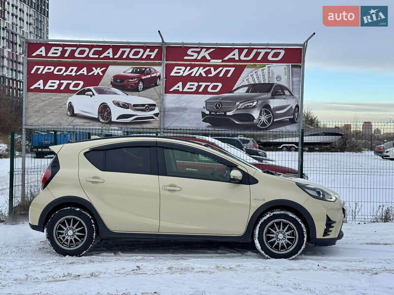 Хэтчбек Toyota Aqua 2018 в Киеве