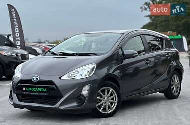 Хэтчбек Toyota Aqua 2015 в Киеве