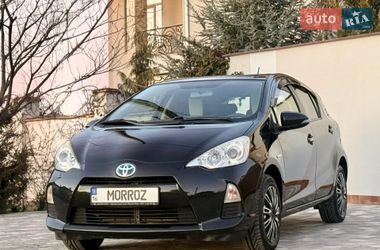 Хэтчбек Toyota Aqua 2014 в Одессе