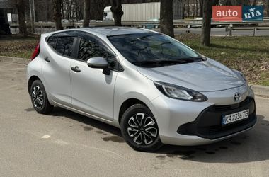Хэтчбек Toyota Aqua 2021 в Киеве