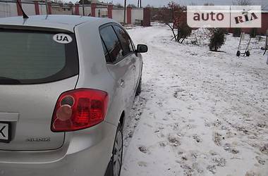 Хэтчбек Toyota Auris 2008 в Северодонецке