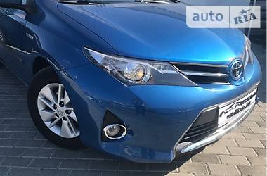 Toyota Auris 2015