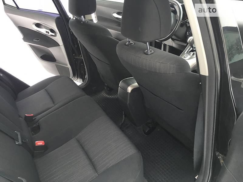 Хэтчбек Toyota Auris 2009 в Ивано-Франковске