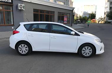 Хэтчбек Toyota Auris 2014 в Луцке