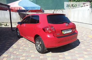 Хэтчбек Toyota Auris 2010 в Одессе