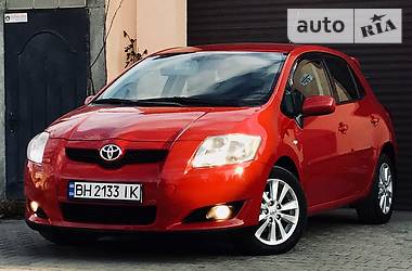 Хэтчбек Toyota Auris 2009 в Одессе