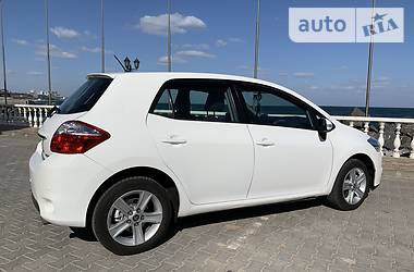 Хэтчбек Toyota Auris 2012 в Одессе