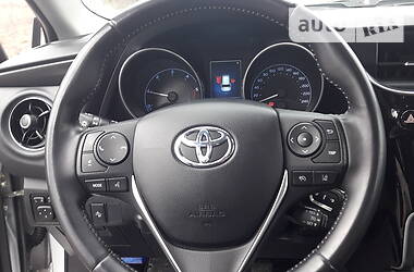 Универсал Toyota Auris 2015 в Умани