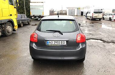 Хетчбек Toyota Auris 2008 в 